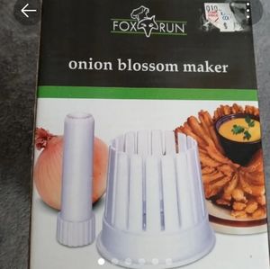Onion Blossom Maker